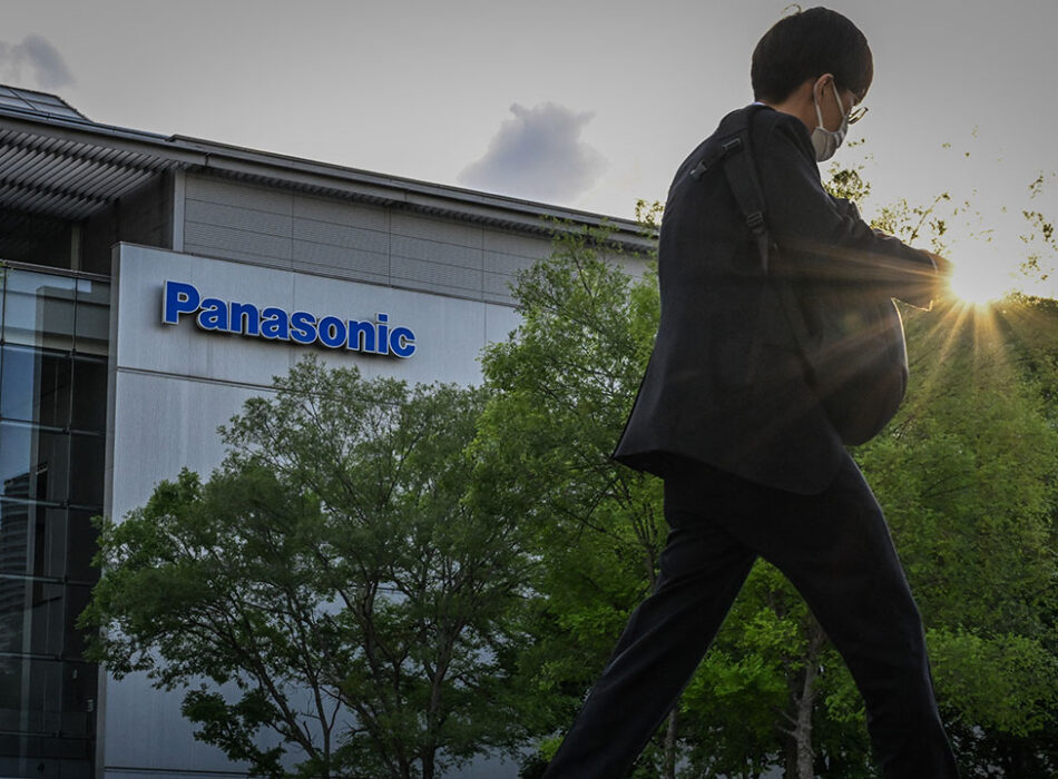 panasonic-cutting-10k-jobs-from-its-workforce