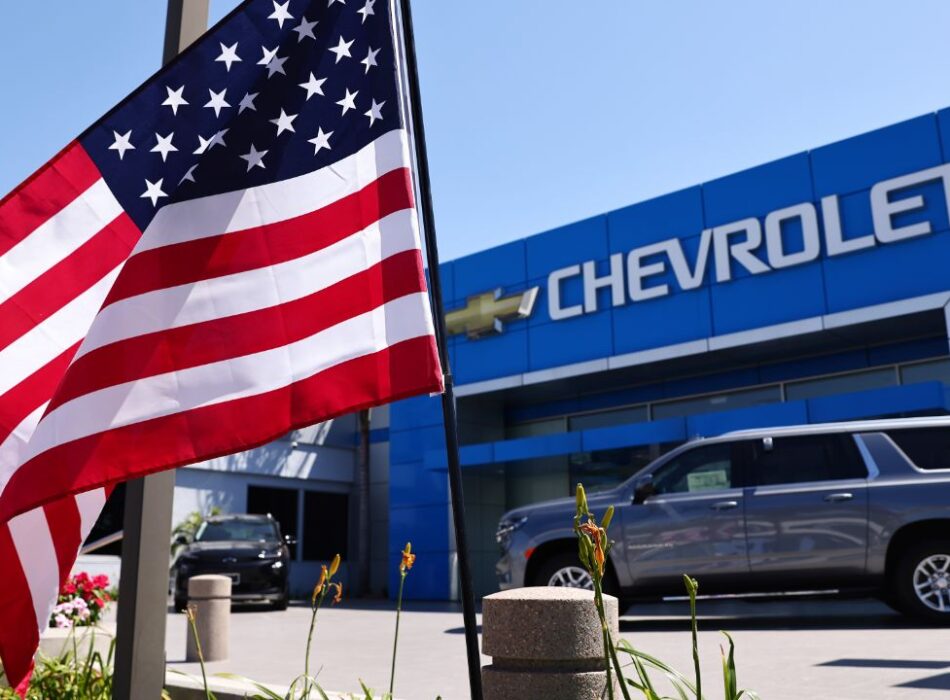 gm-profit-shrinks-despite-stronger-sales
